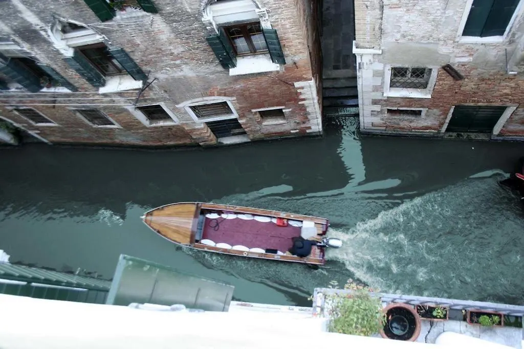Ai Sogni Hotel Venice 0*,  Italy